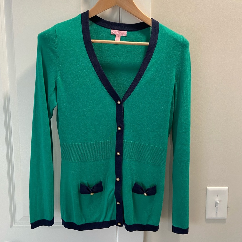 Like New Lily Pulitzer Green and Blue V-Neck Sweater Sz M